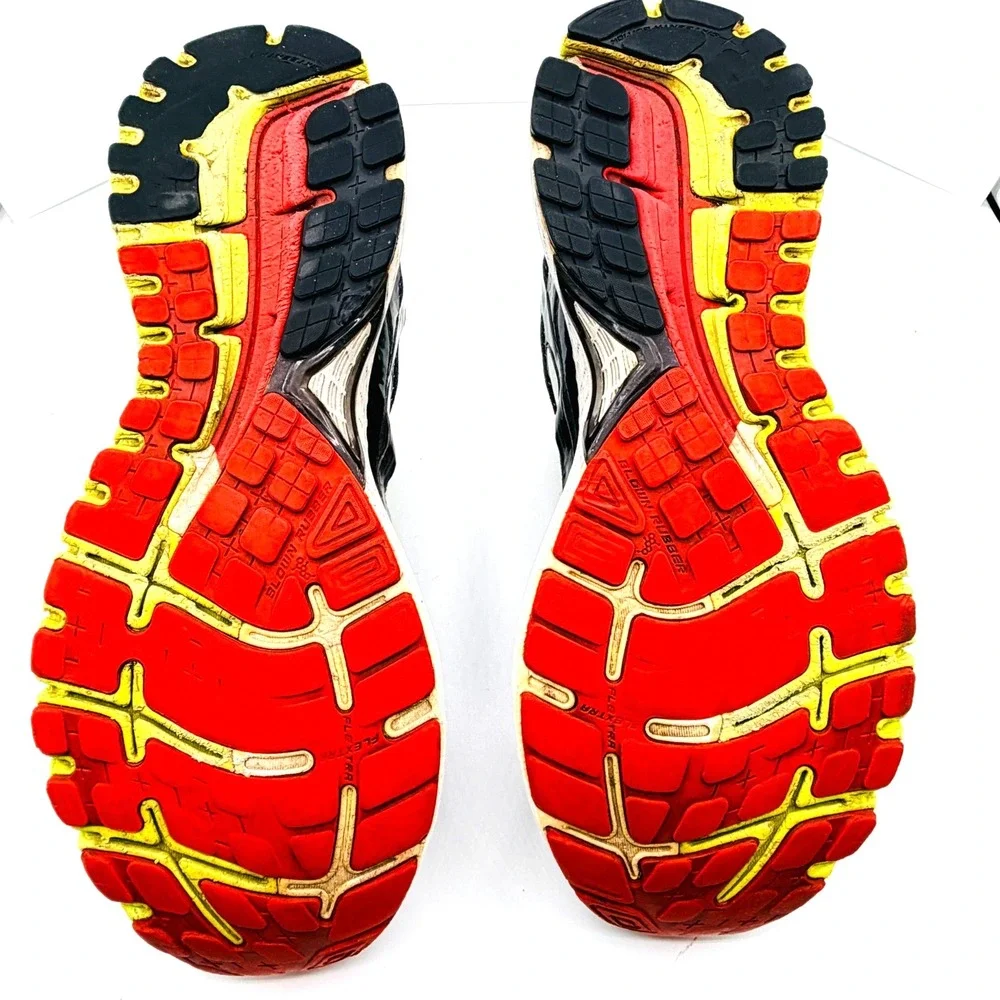 Brooks Adrenaline GTS 16 Men's Size 12D‎  Running Shoes Black, Fuschia & Red